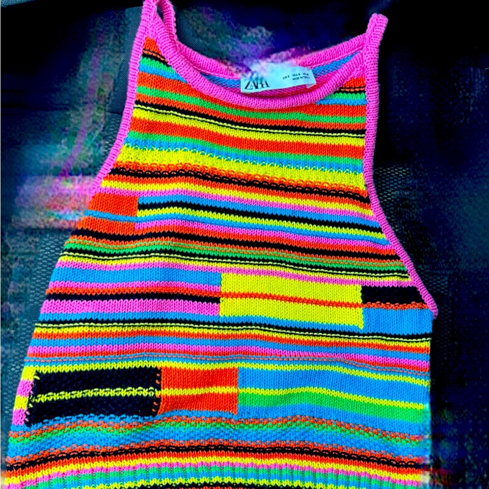 Get ready for hot girl summer with this cute multi-colored fitted tank from Zara